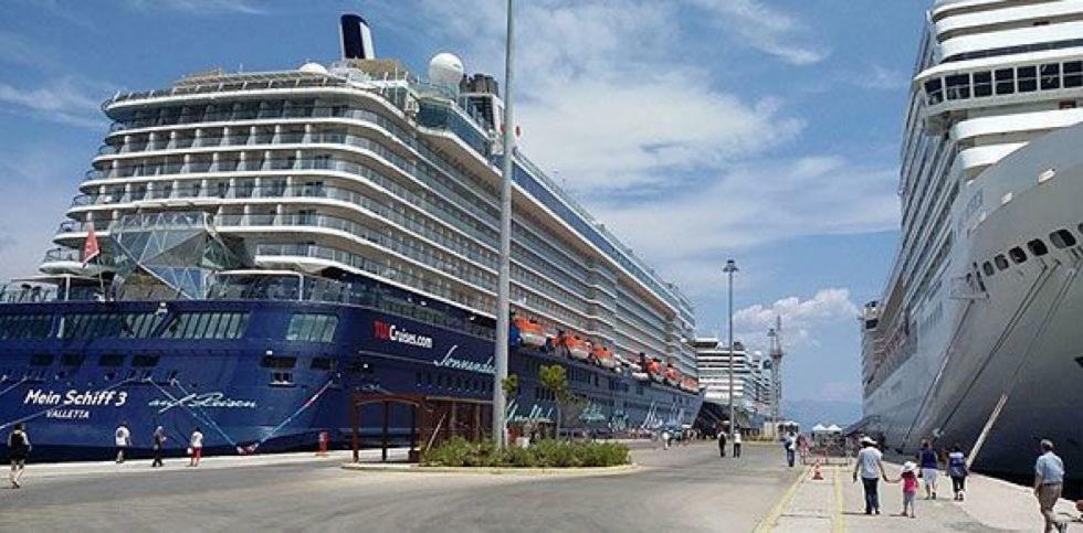 For Harbor Travelers Leilighet Pireus Eksteriør bilde